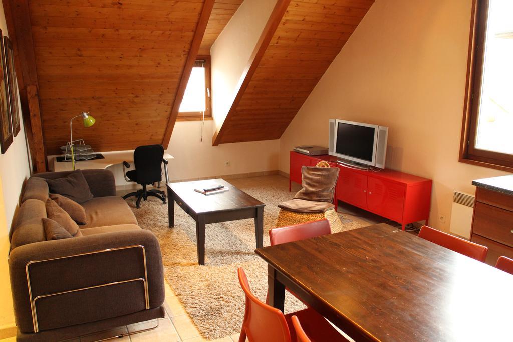 Hotel Les Z'hirondelles à Annecy Chambre photo