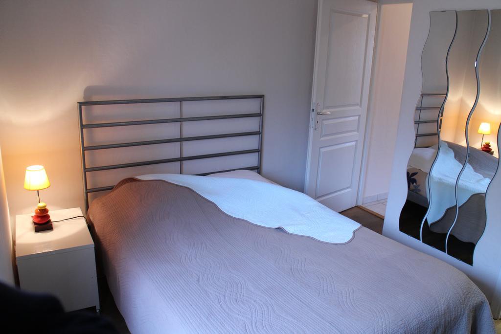 Hotel Les Z'hirondelles à Annecy Chambre photo